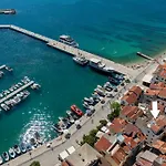 Placa With Balcony And Sea View Apartamento