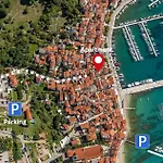 Placa With Balcony And Sea View Baška