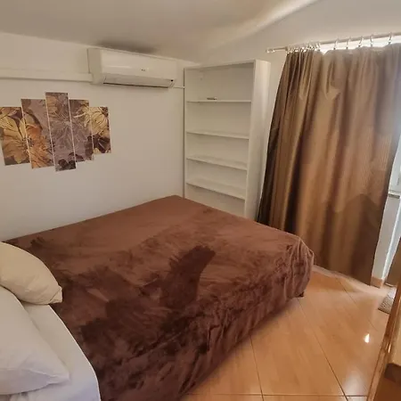 Placa With Balcony And Sea View Apartmán