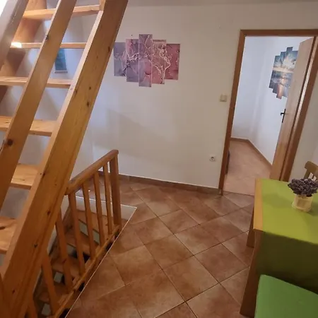 דירה Placa With Balcony And Sea View