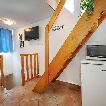 Placa With Balcony And Sea View