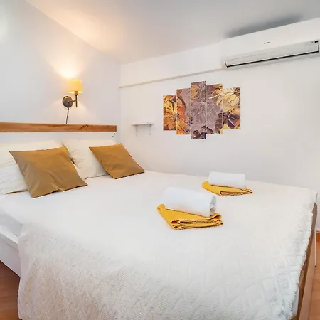 דירה Placa With Balcony And Sea View *