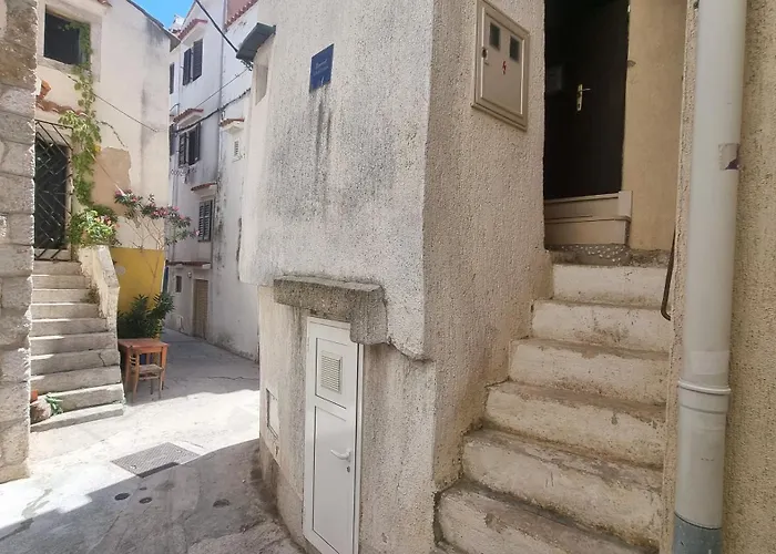 Placa With Balcony And Sea View דירה *