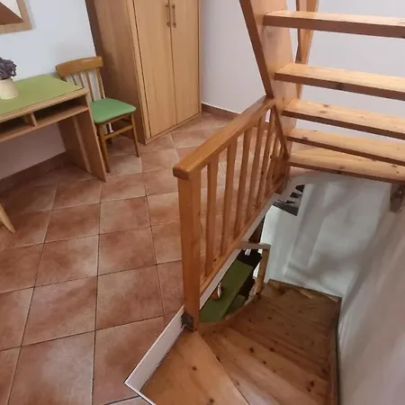 Apartament Placa With Balcony And Sea View